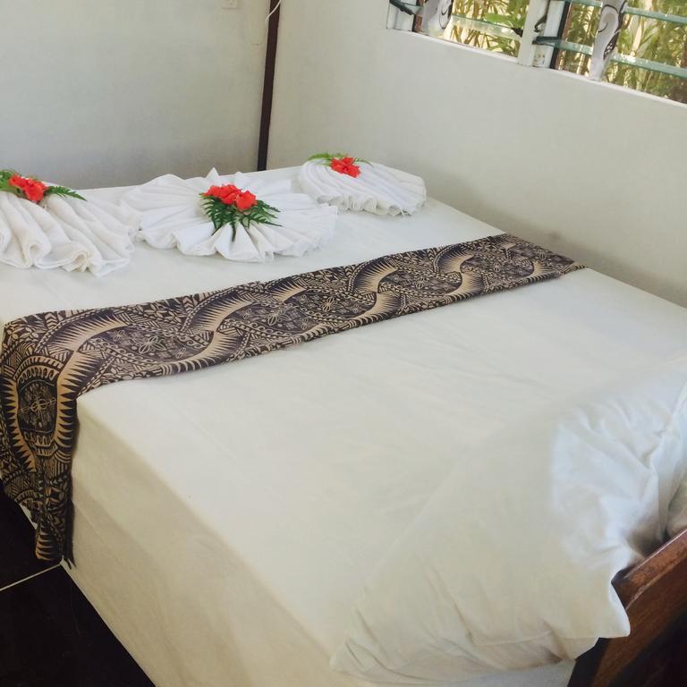 Vacations Beach Fale Hotel Manase Kültér fotó