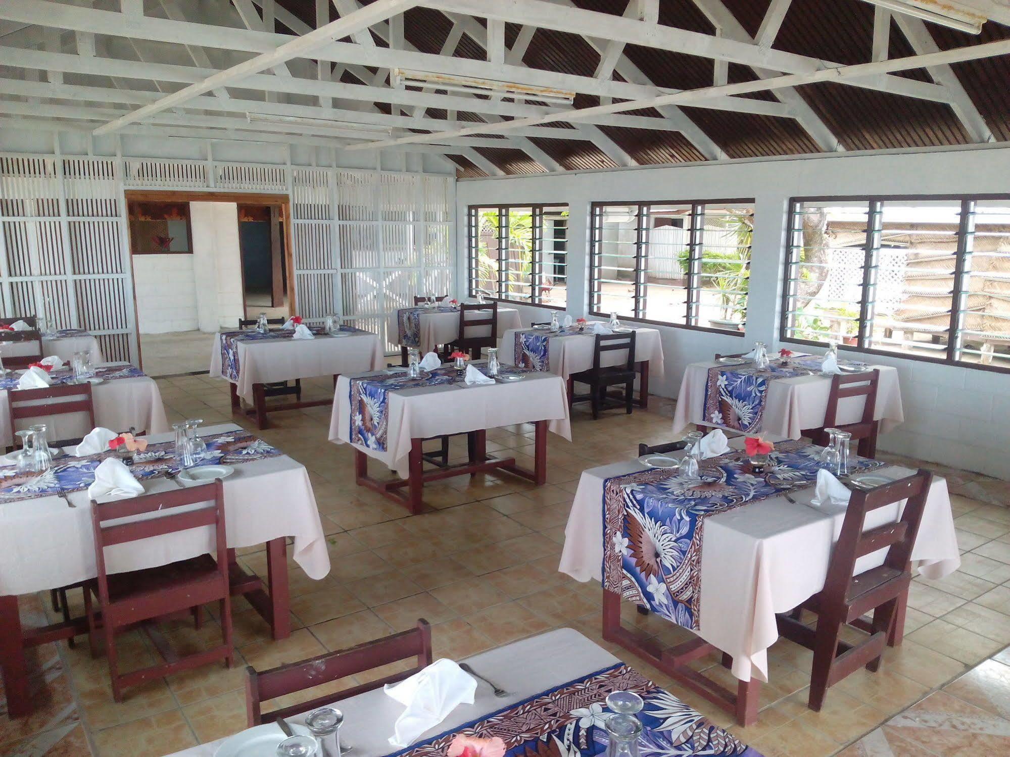 Vacations Beach Fale Hotel Manase Kültér fotó